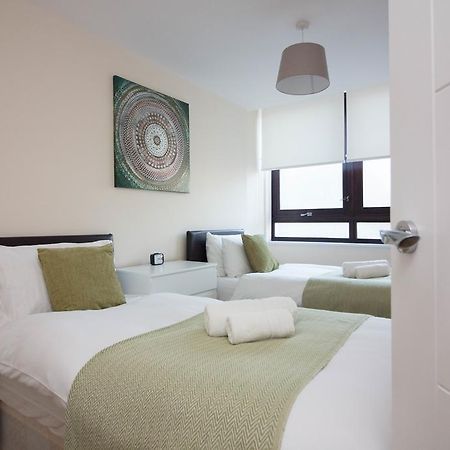 Castle Point Apartments Southampton Premier Lodge Bagian luar foto