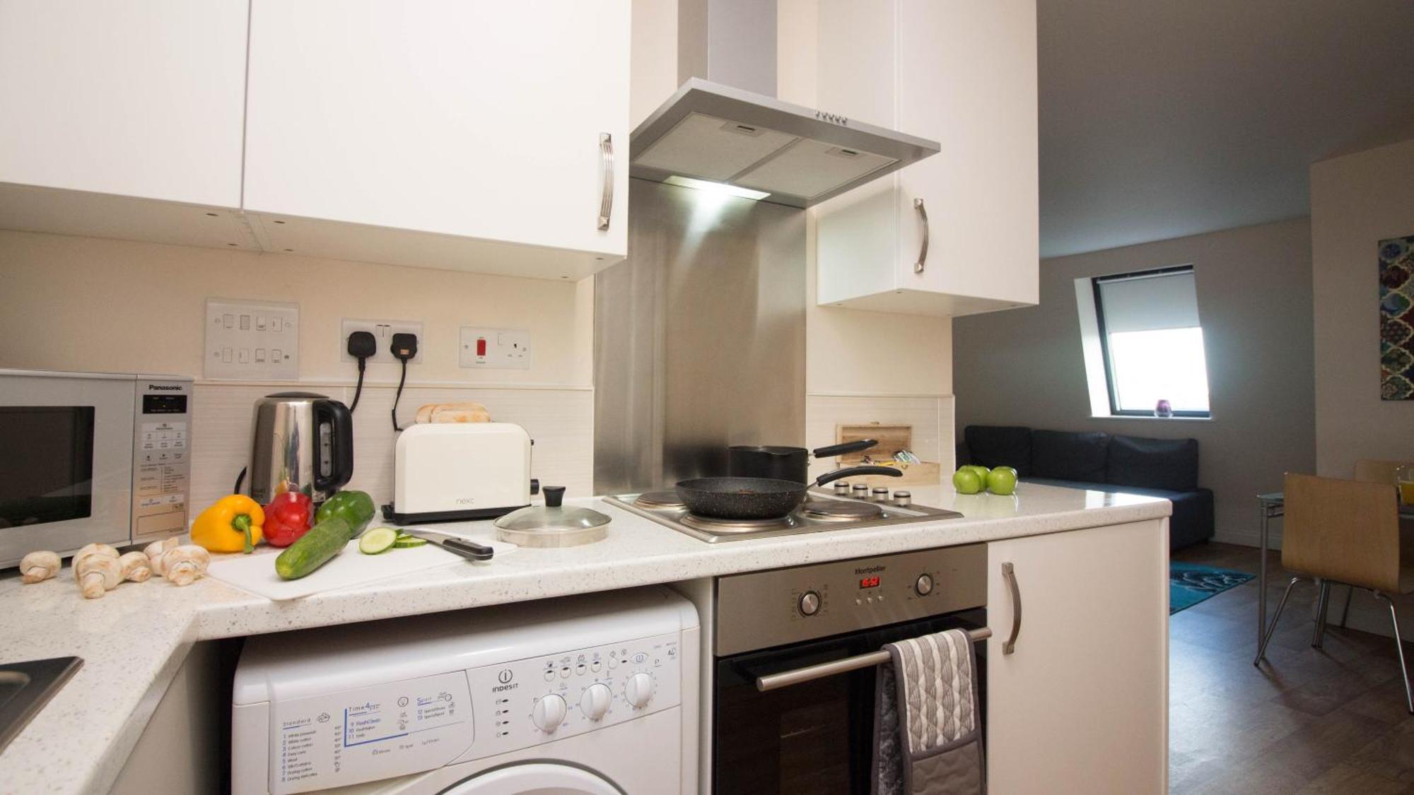 Castle Point Apartments Southampton Premier Lodge Bagian luar foto