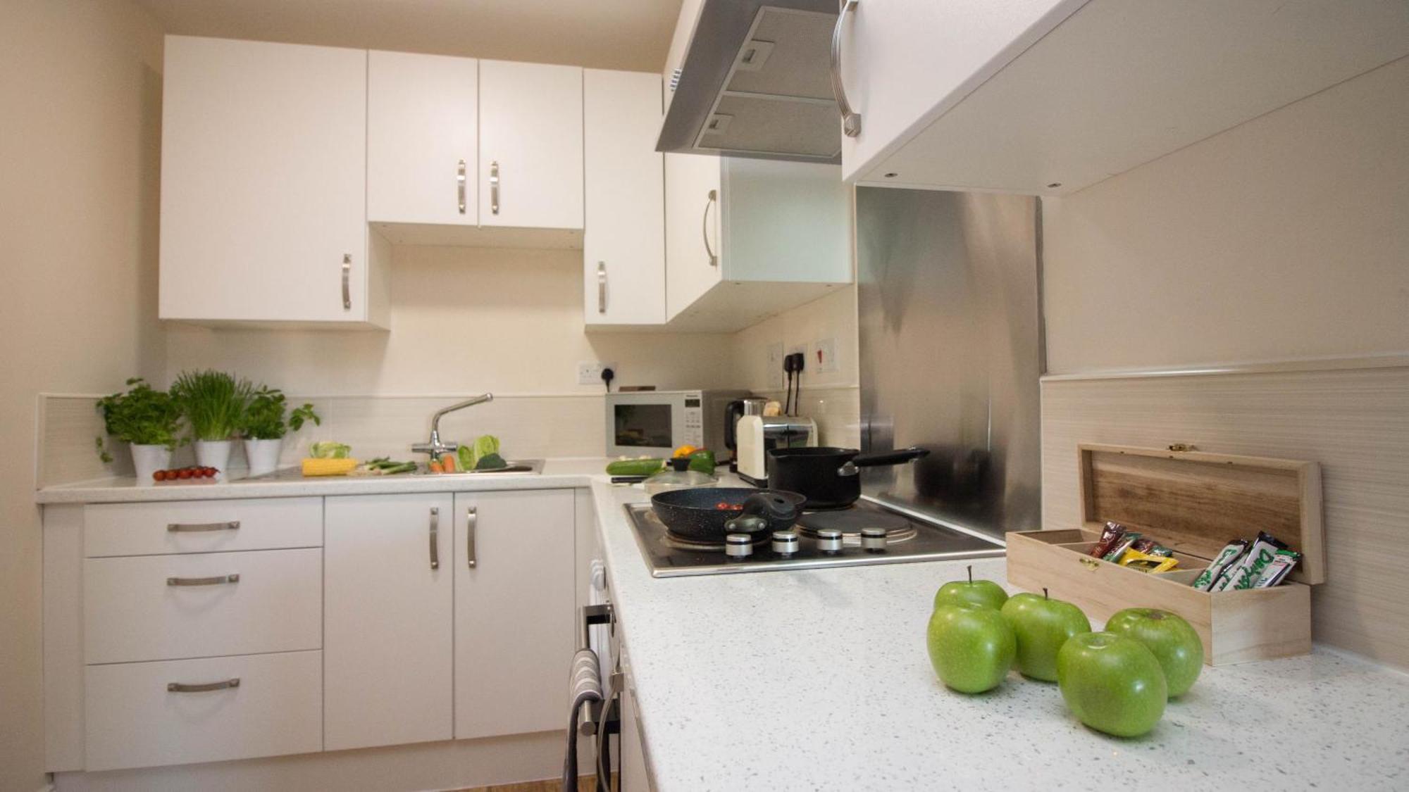 Castle Point Apartments Southampton Premier Lodge Bagian luar foto