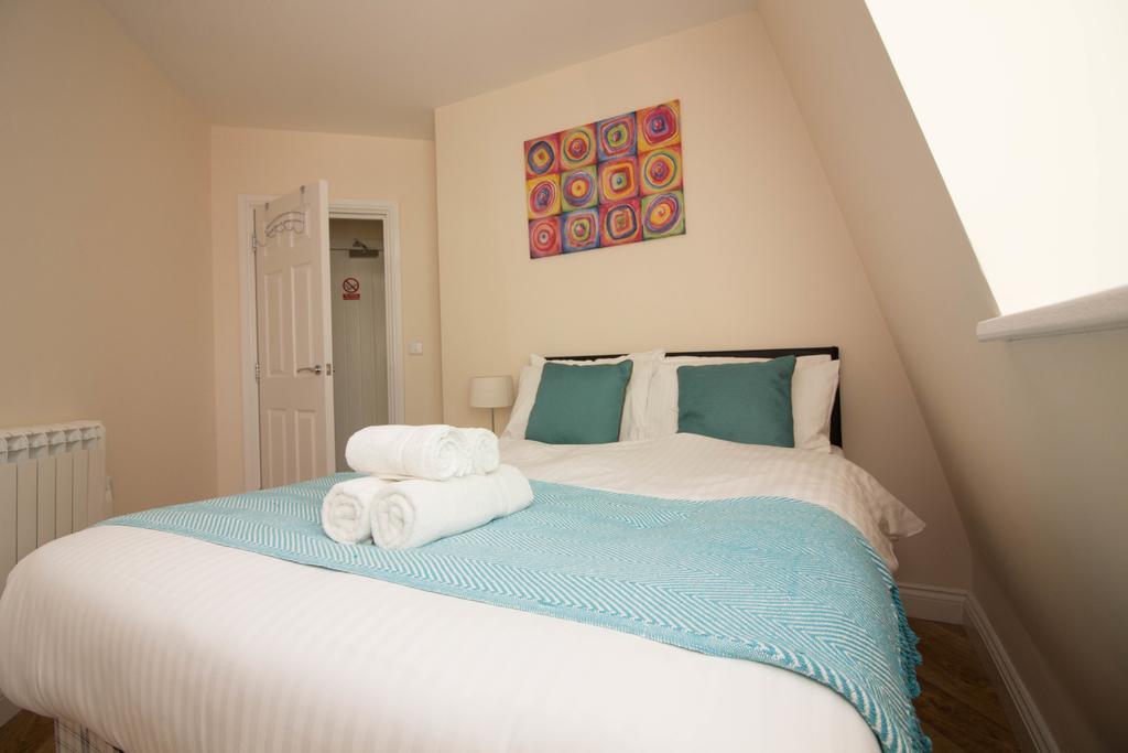 Castle Point Apartments Southampton Premier Lodge Bagian luar foto