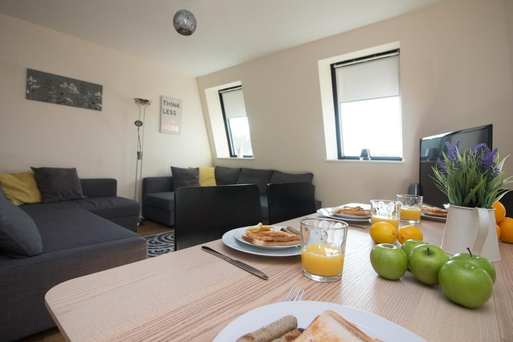 Castle Point Apartments Southampton Premier Lodge Bagian luar foto