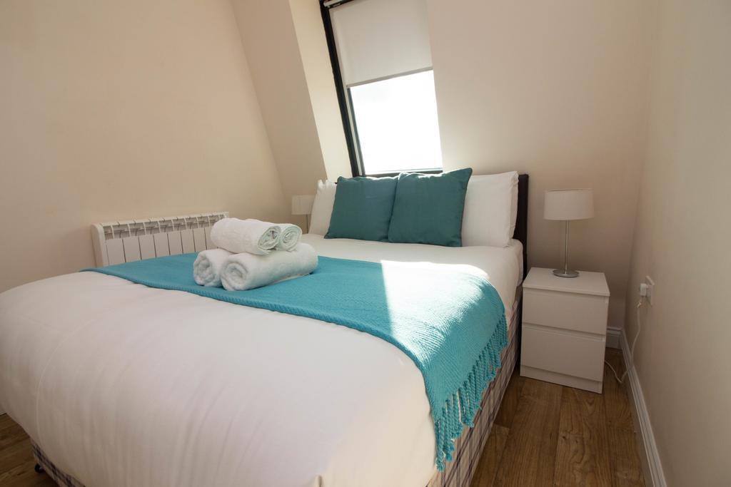 Castle Point Apartments Southampton Premier Lodge Bagian luar foto