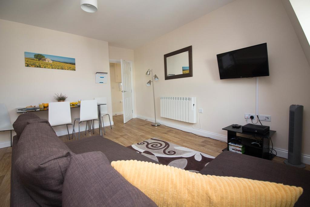 Castle Point Apartments Southampton Premier Lodge Bagian luar foto