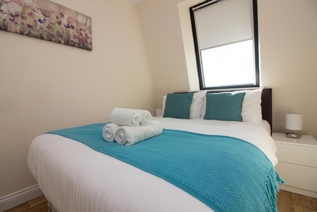 Castle Point Apartments Southampton Premier Lodge Bagian luar foto