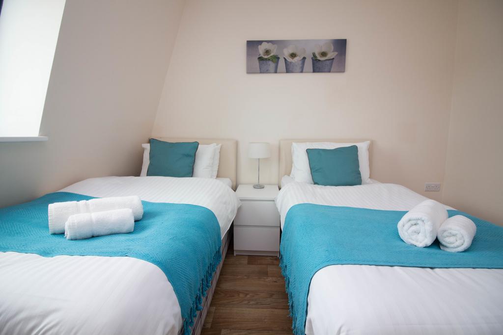 Castle Point Apartments Southampton Premier Lodge Bagian luar foto