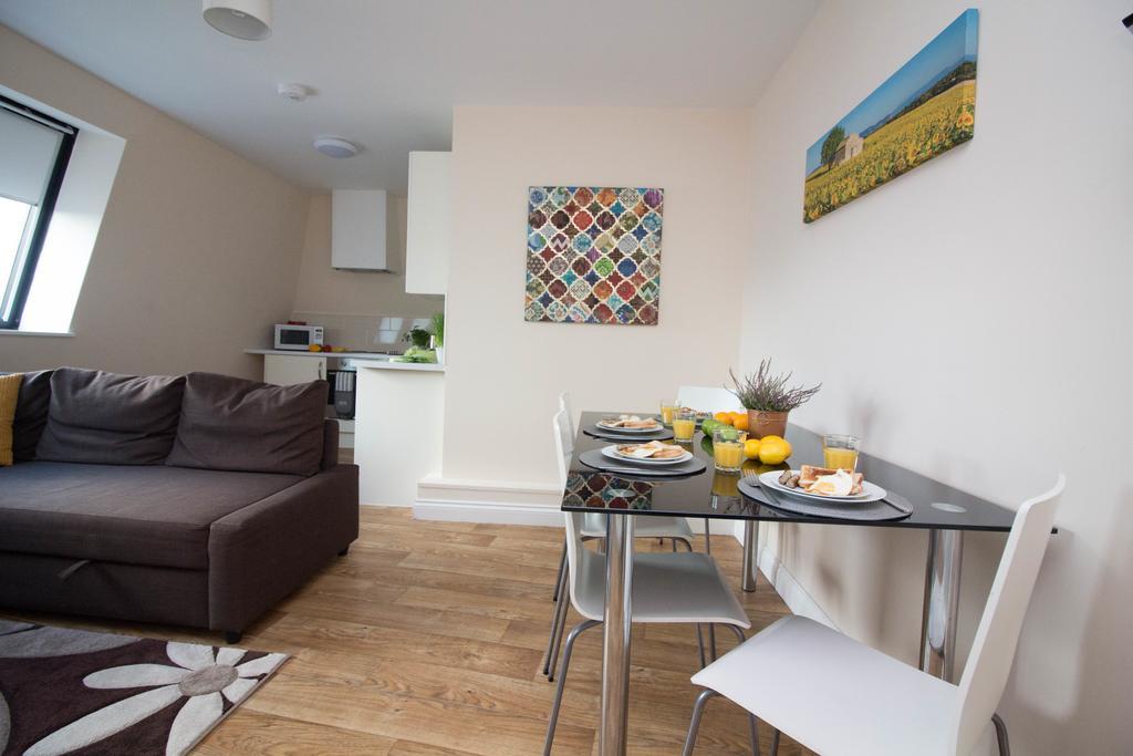 Castle Point Apartments Southampton Premier Lodge Bagian luar foto