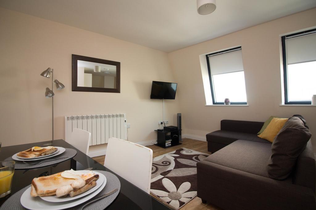 Castle Point Apartments Southampton Premier Lodge Bagian luar foto