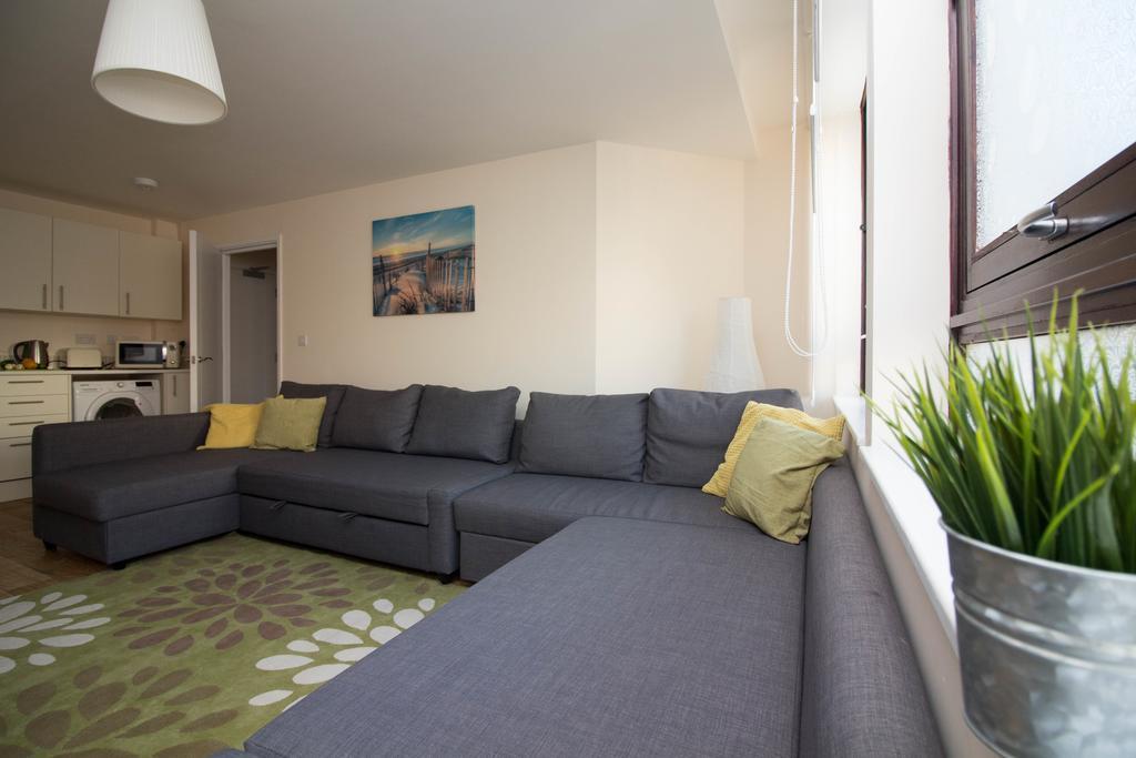 Castle Point Apartments Southampton Premier Lodge Bagian luar foto