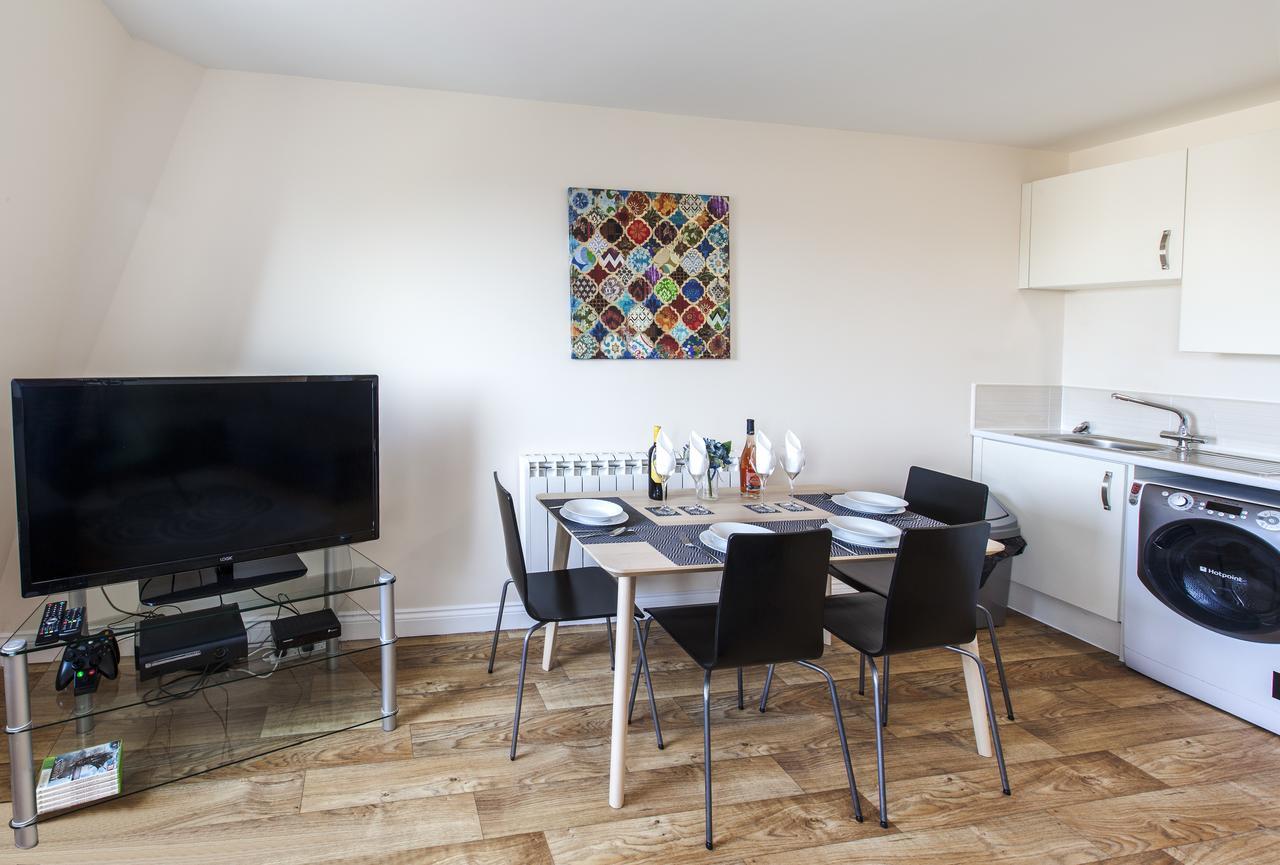 Castle Point Apartments Southampton Premier Lodge Bagian luar foto